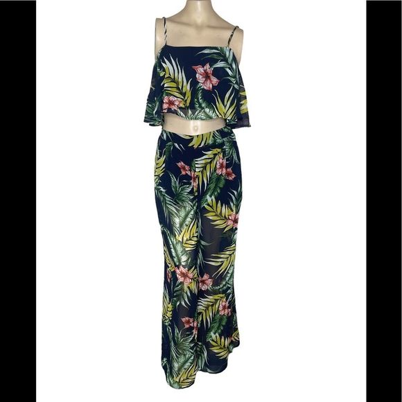 Favlux sz M, 2 piece tropical pants and top set - Picture 2 of 14